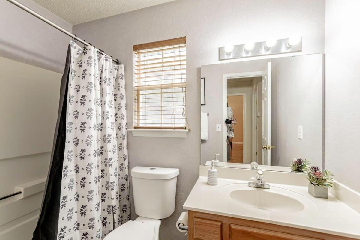 Aerie Oaks Cottage-5Min To Lake, 20Min To Columbia Lexington Bagian luar foto