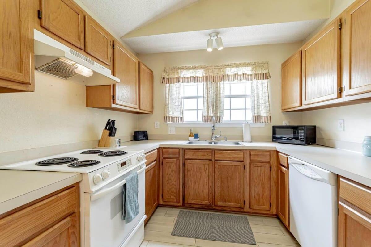 Aerie Oaks Cottage-5Min To Lake, 20Min To Columbia Lexington Bagian luar foto